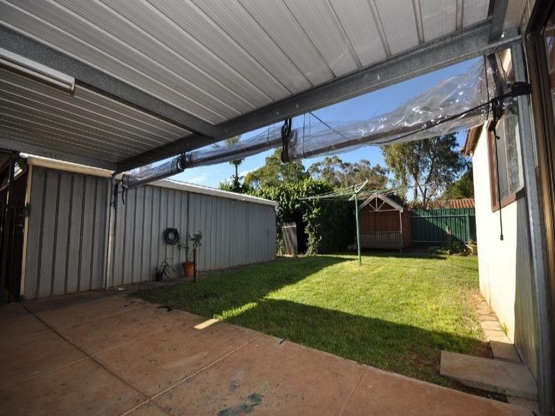 6 McCullogh Street, Elizabeth Downs SA 5113