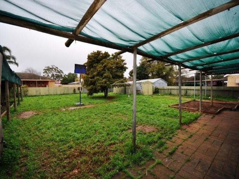 25 Kentish Road, Elizabeth Downs SA 5113