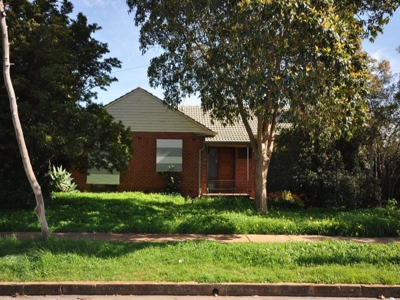 3 Peacock Road, Elizabeth Downs SA 5113