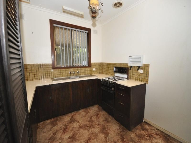 3 Peacock Road, Elizabeth Downs SA 5113