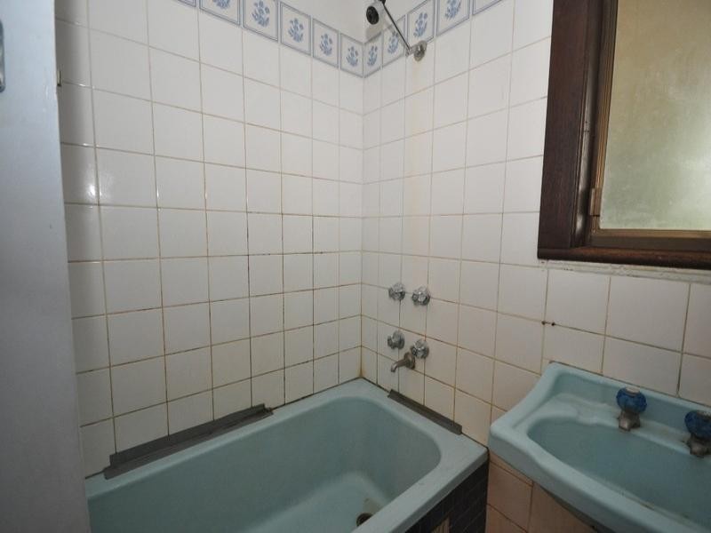 3 Peacock Road, Elizabeth Downs SA 5113