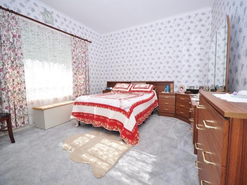 54 St Leonard Crescent, Elizabeth Downs SA 5113