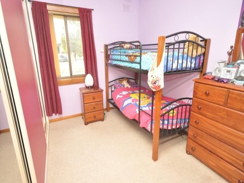 20 Campbell Road, Elizabeth Downs SA 5113