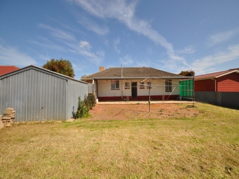 17 Brady Street, Elizabeth Downs SA 5113