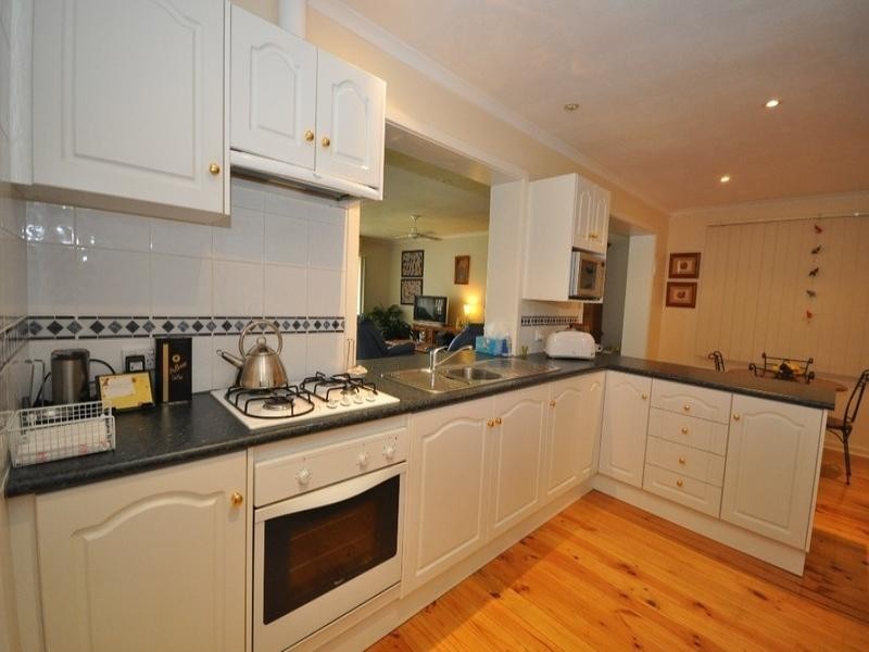 15 Middle Avenue, Paralowie SA 5108