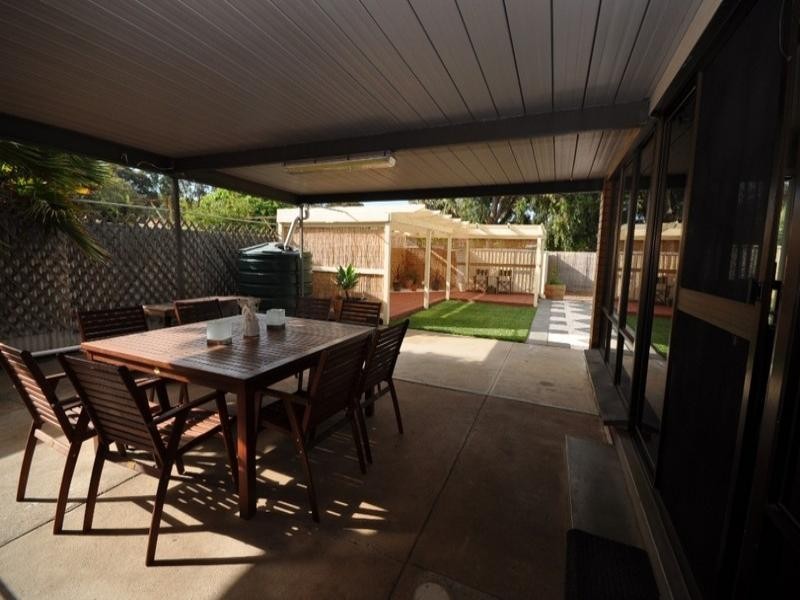 15 Middle Avenue, Paralowie SA 5108