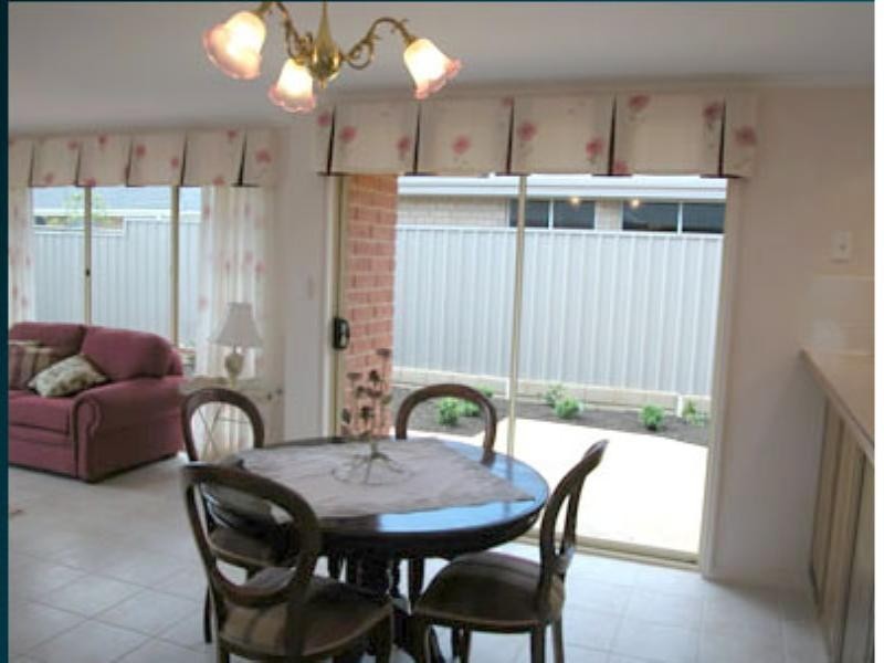 14 Arcadia Court, Smithfield SA 5114