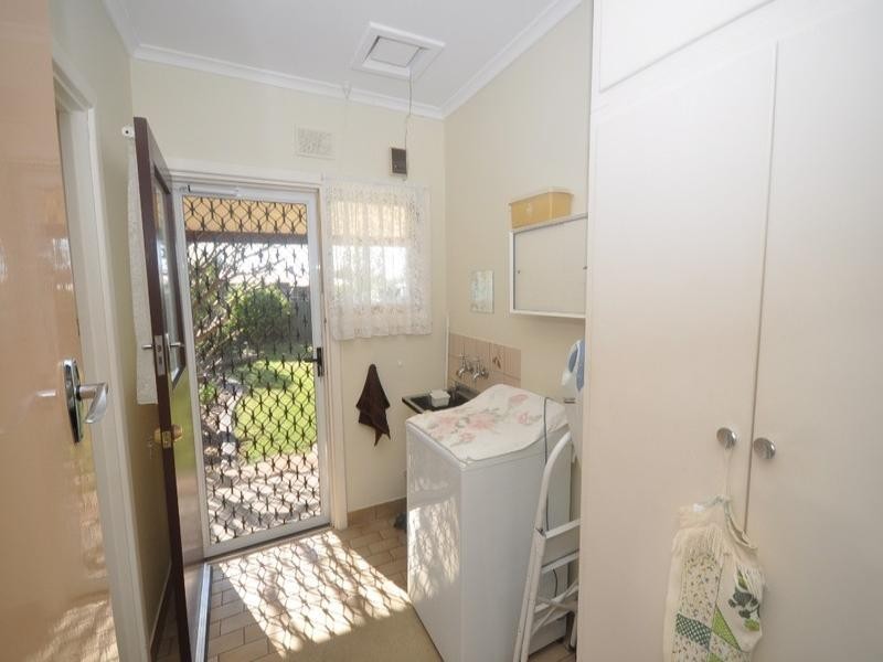 35 Hanson Road, Elizabeth Downs SA 5113