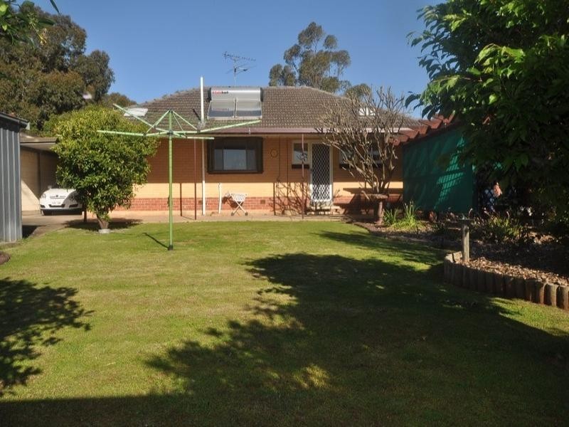 35 Hanson Road, Elizabeth Downs SA 5113