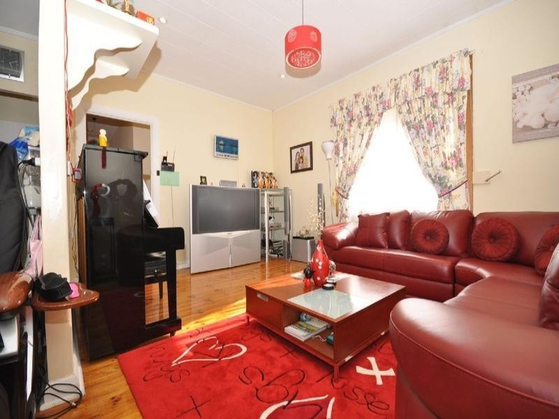 12 Torrens Crescent, Pennington SA 5013