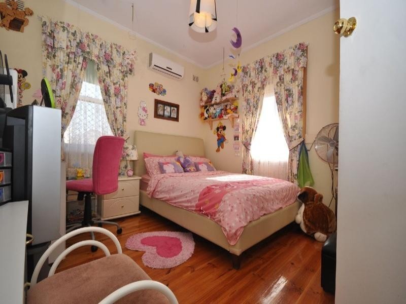 12 Torrens Crescent, Pennington SA 5013