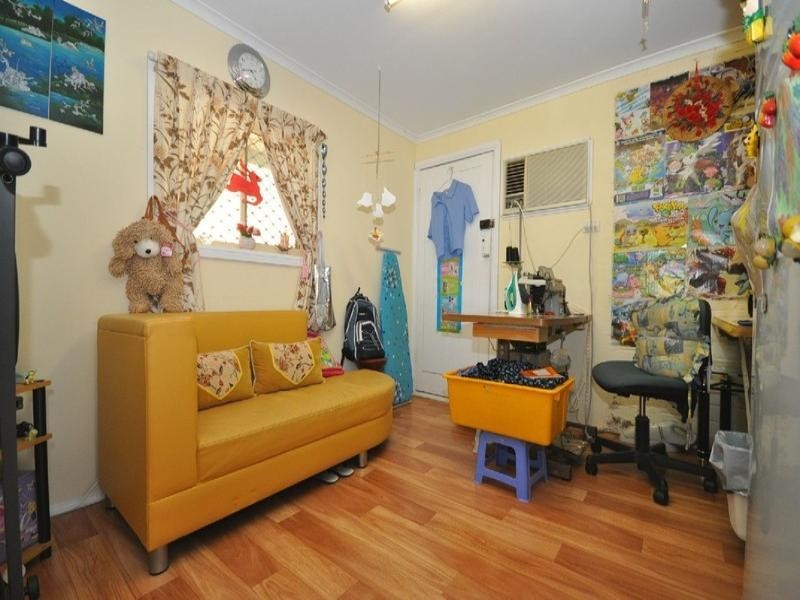 12 Torrens Crescent, Pennington SA 5013