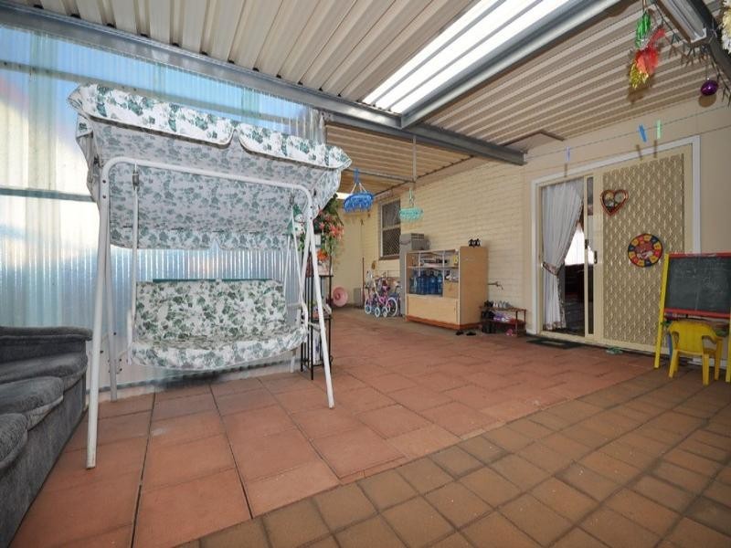 12 Torrens Crescent, Pennington SA 5013