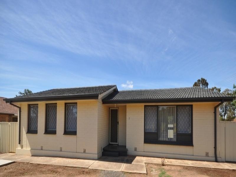 2 Vincent Road, Smithfield Plains SA 5114