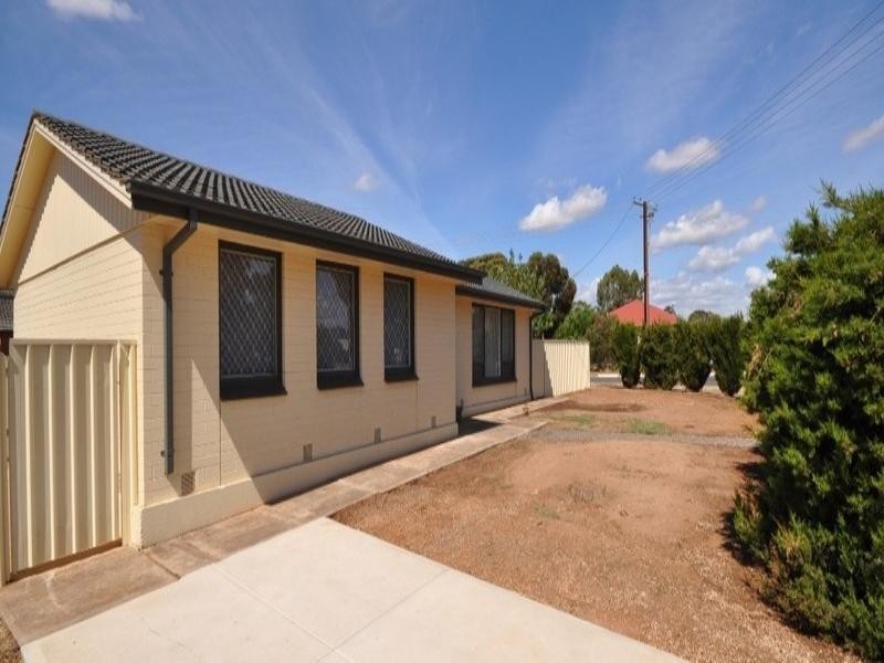 2 Vincent Road, Smithfield Plains SA 5114