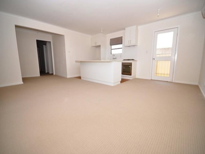 2 Vincent Road, Smithfield Plains SA 5114