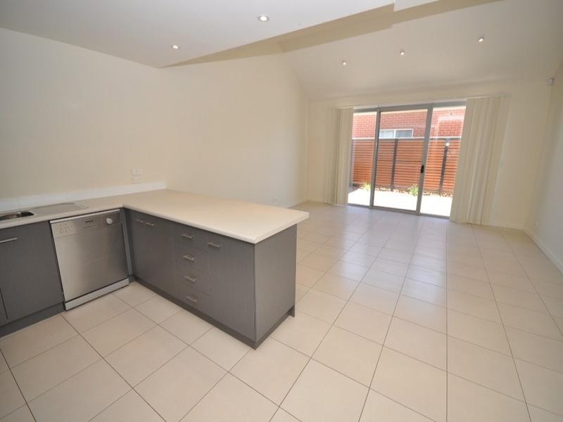 3 Everard Court, Mawson Lakes SA 5095