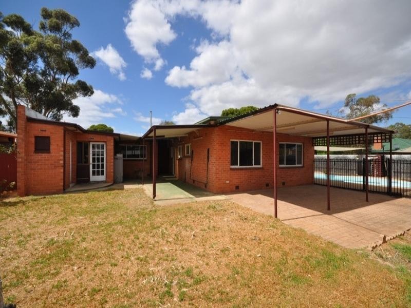 29 Berberis Street, Elizabeth Vale SA 5112