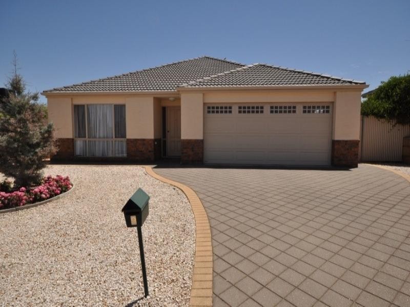 9 Falcon Crescent, Blakeview SA 5114