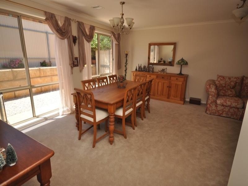 9 Falcon Crescent, Blakeview SA 5114