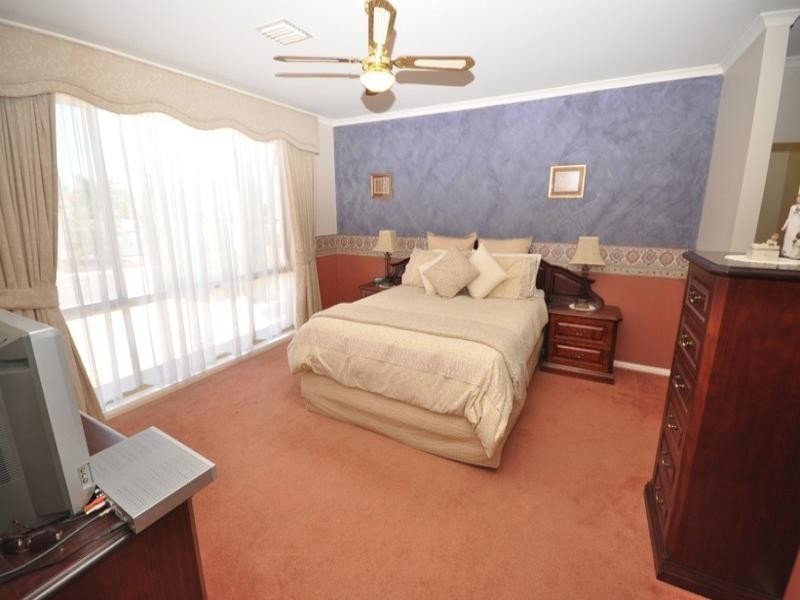 9 Falcon Crescent, Blakeview SA 5114