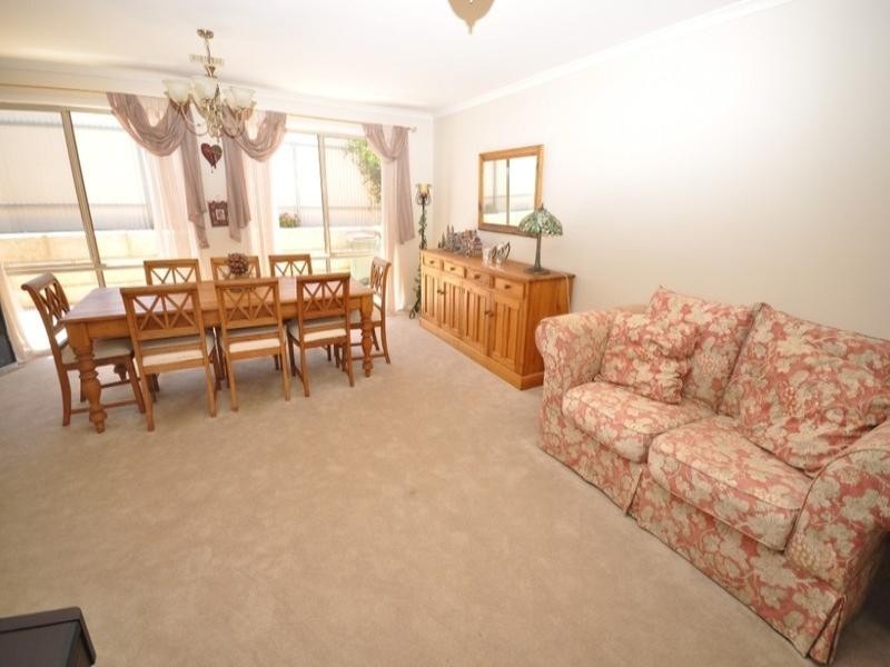 9 Falcon Crescent, Blakeview SA 5114