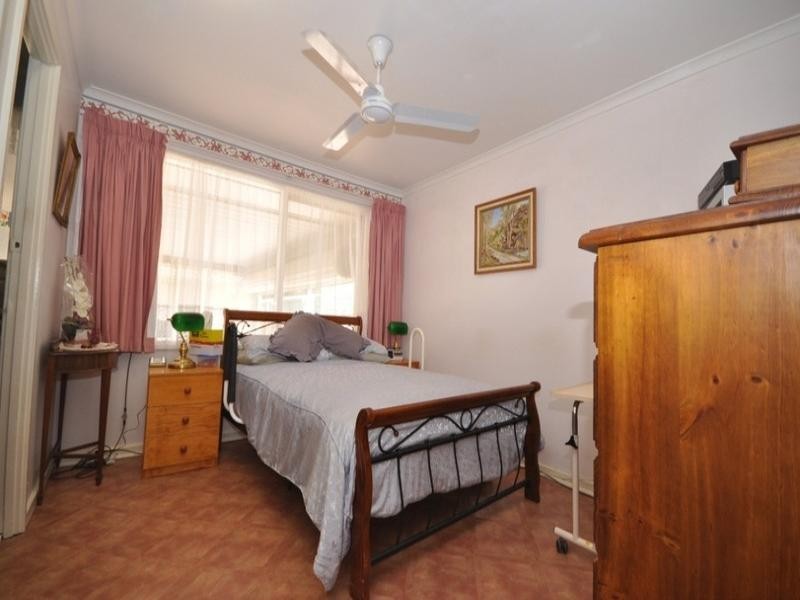 4 McCullogh Street, Elizabeth Downs SA 5113