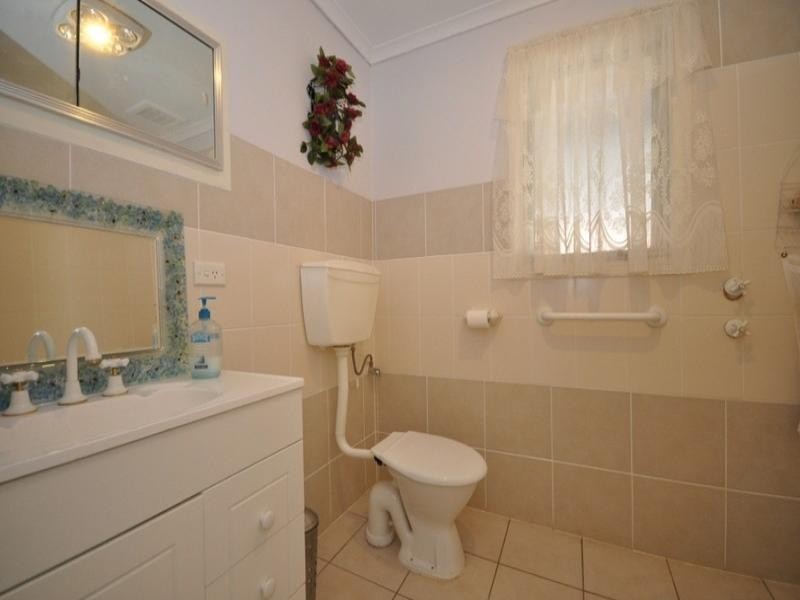 4 McCullogh Street, Elizabeth Downs SA 5113