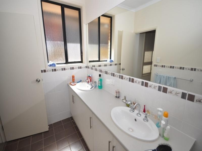 1 Eton Drive, Andrews Farm SA 5114