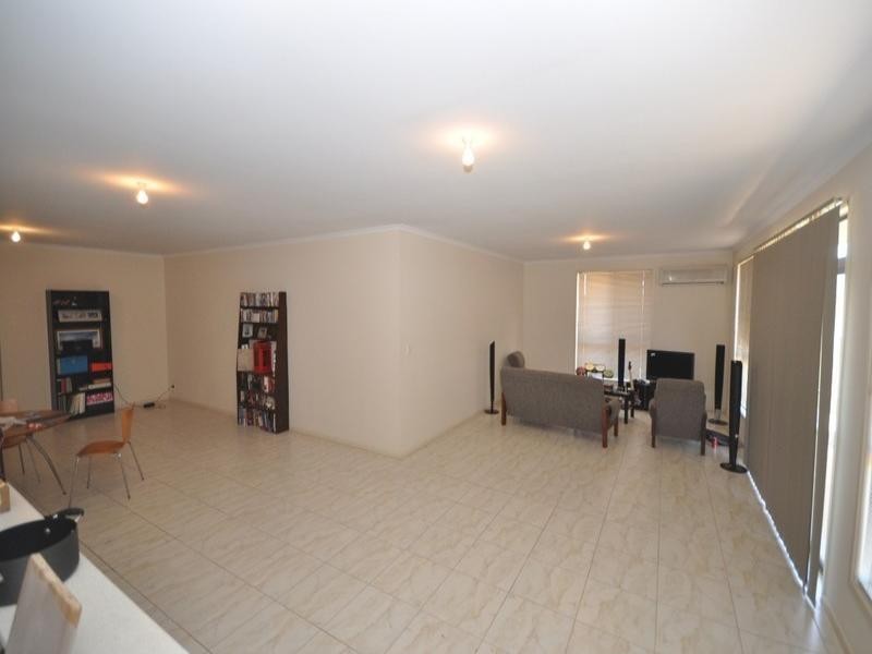 1 Eton Drive, Andrews Farm SA 5114