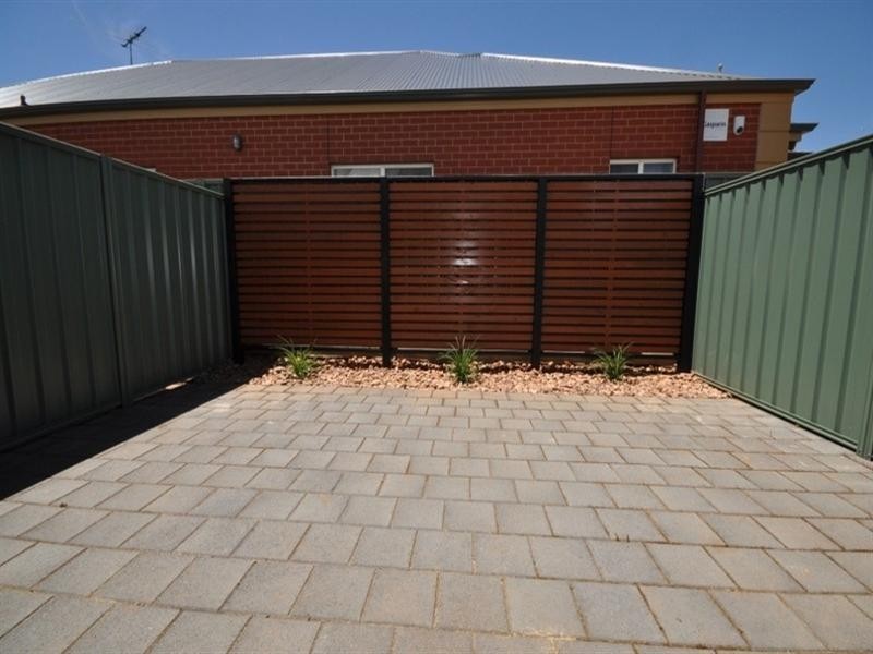 3 Everard Court, Mawson Lakes SA 5095