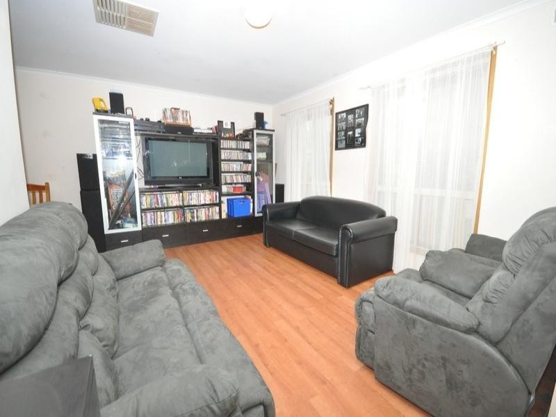 10 Warragal Court, Andrews Farm SA 5114