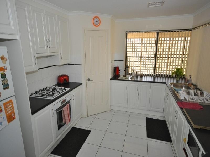 09 Everest Avenue, Andrews Farm SA 5114