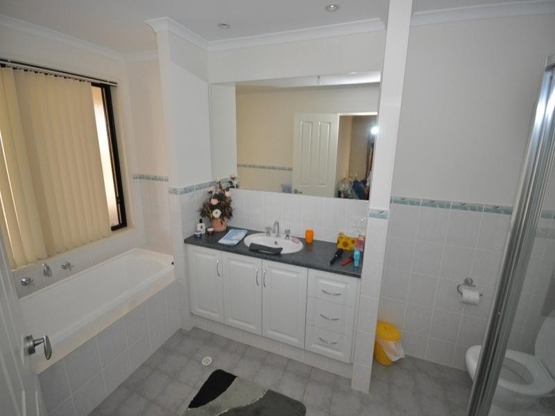 09 Everest Avenue, Andrews Farm SA 5114