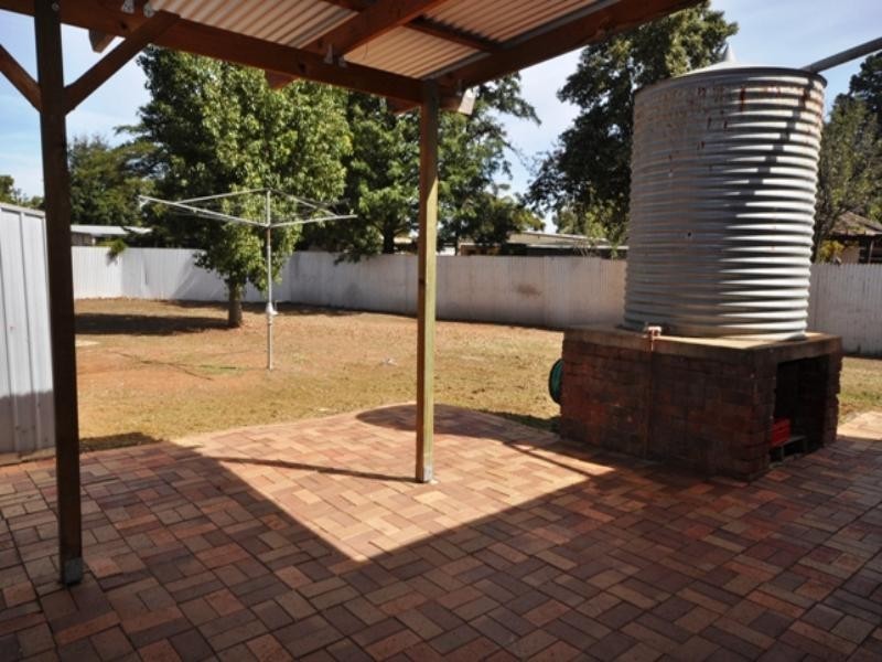 4 Bendle Street, Elizabeth Park SA 5113