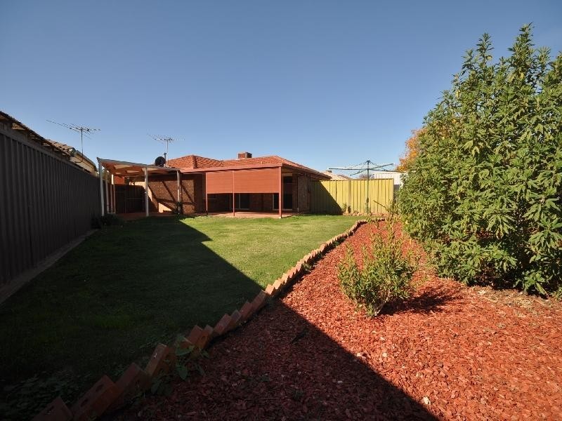 14 Whitehart Close, Blakeview SA 5114
