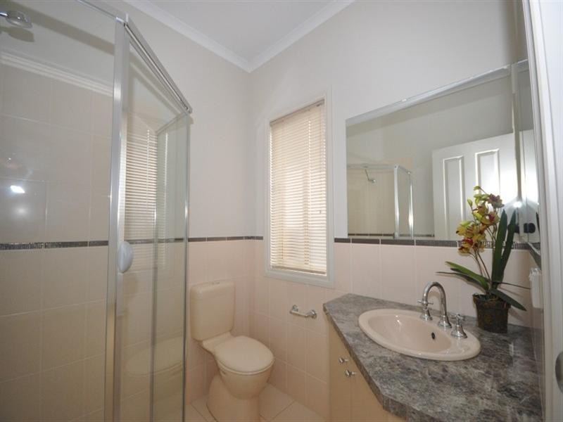 4 Lakeside Drive, Andrews Farm SA 5114