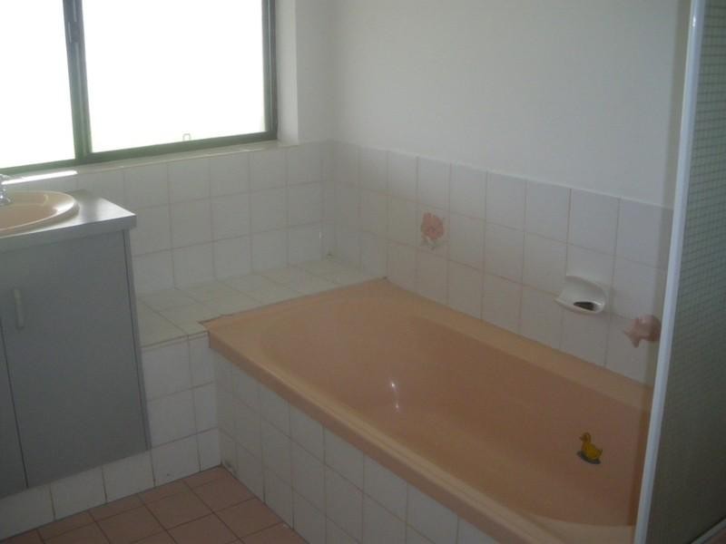 10 Maguire Crescent, Burton SA 5110