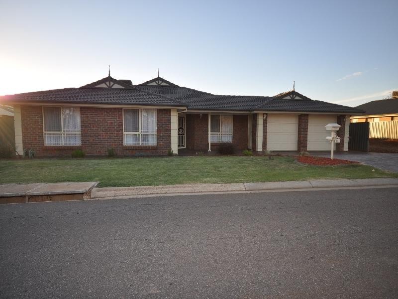 13 Toorak Drive, Blakeview SA 5114