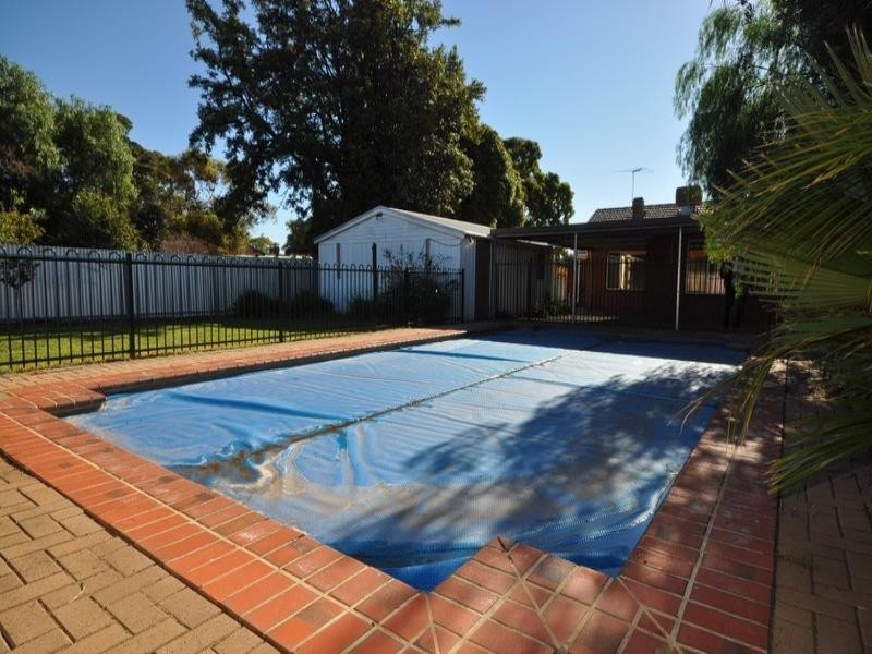 21 Blake Road, Elizabeth South SA 5112