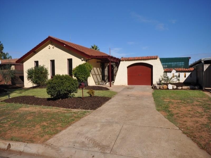 6 Bernadette Street, Paralowie SA 5108