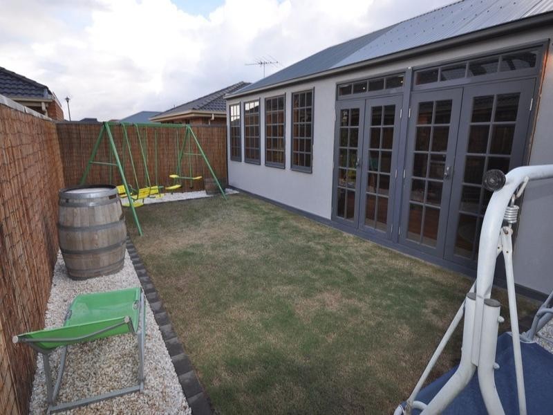 51 Lakeside Drive, Andrews Farm SA 5114