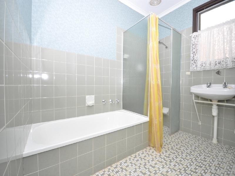 31 Burford Street, Elizabeth Downs SA 5113