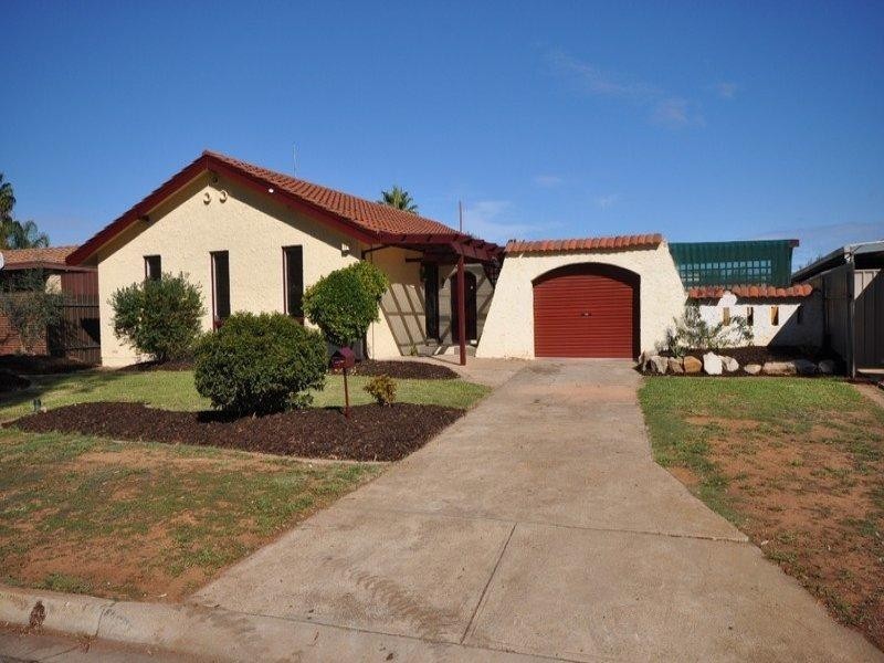 6 Bernadette Street, Paralowie SA 5108