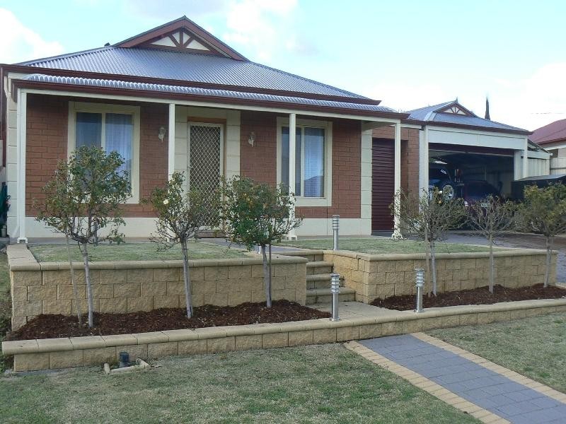 23 Falcon Crescent, Blakeview SA 5114