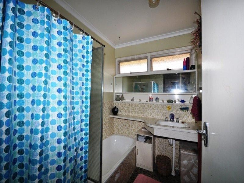 1 Rhus Avenue, Parafield Gardens SA 5107