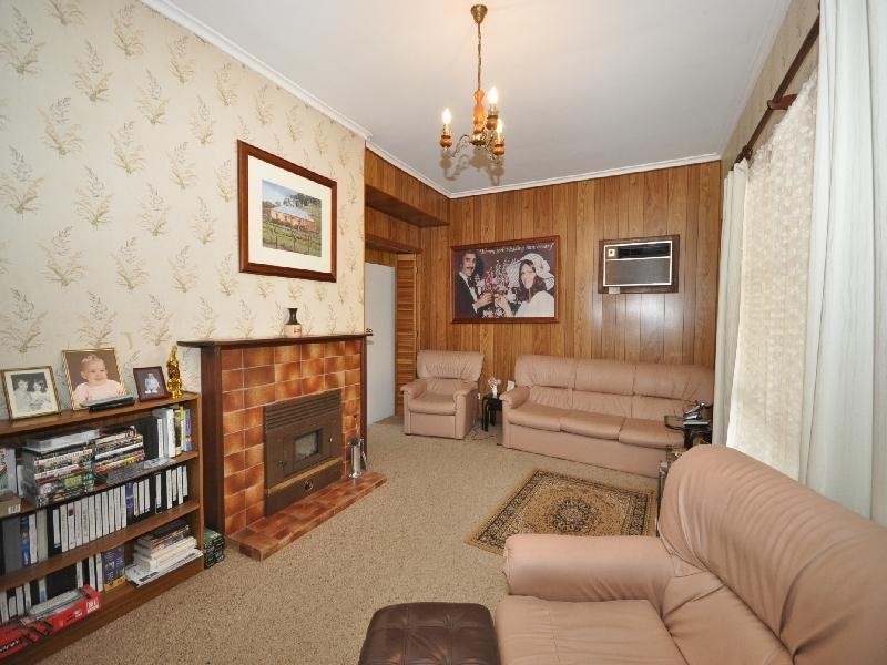 37 Midway Road, Elizabeth East SA 5112