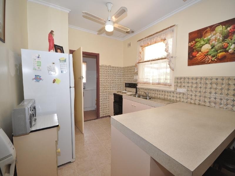 37 Midway Road, Elizabeth East SA 5112