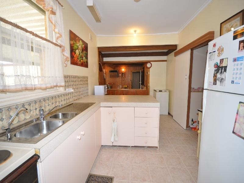 37 Midway Road, Elizabeth East SA 5112