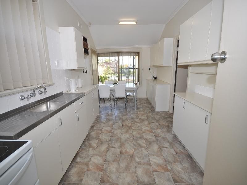 19 Mofflin Road, Elizabeth Grove SA 5112